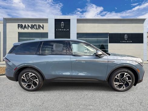 New 2026 Lincoln Nautilus Premier w/ Jet Appearance Package AWD/4WD image 8