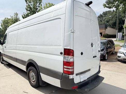 Used 2015 Mercedes-Benz Sprinter 2500 image 15