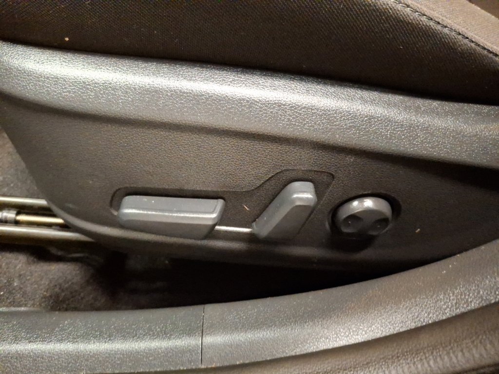 Used 2023 Hyundai Kona SEL AWD/4WD image 16