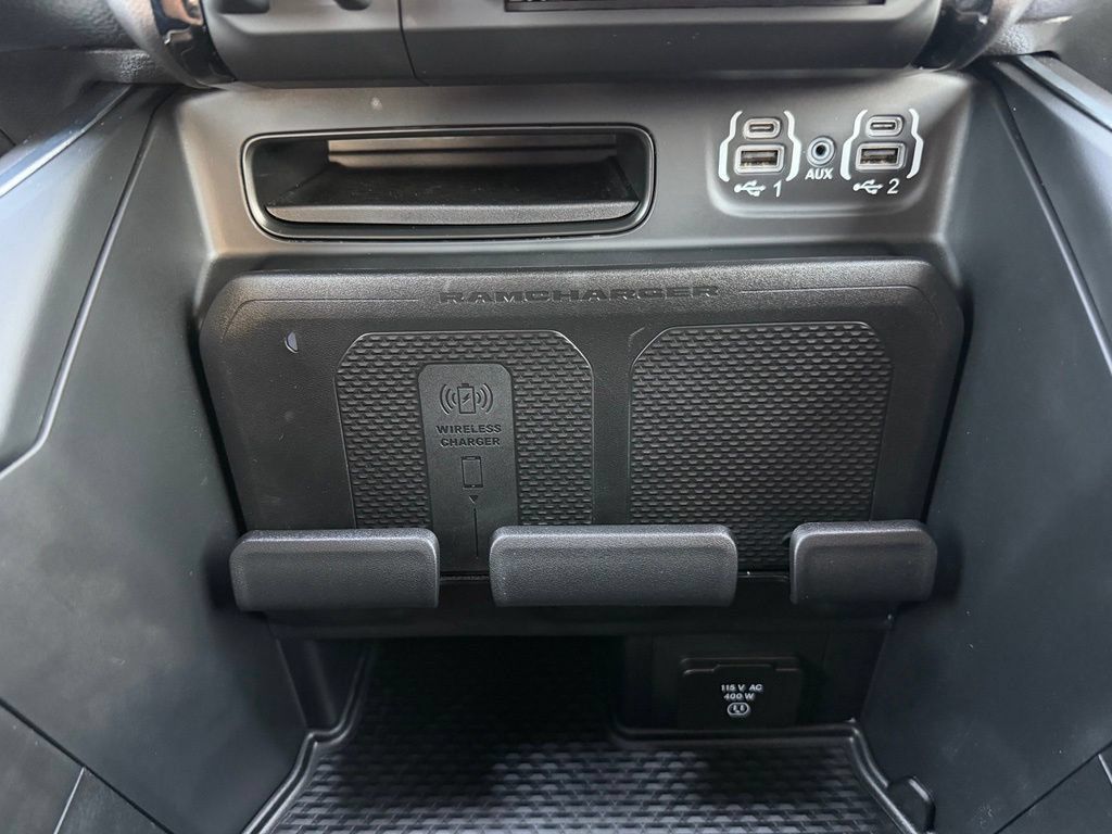 Used 2022 RAM 1500 Laramie AWD/4WD image 24