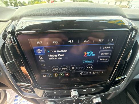 Certified 2023 Chevrolet Traverse Premier w/ Redline Edition AWD/4WD image 13