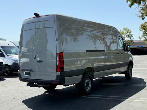 New 2026 Mercedes-Benz Sprinter 2500 image 14