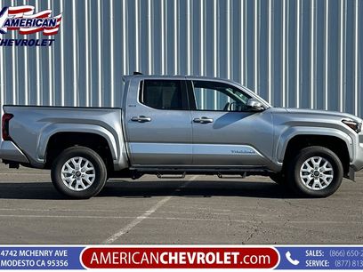 Used 2025 Toyota Tacoma SR5