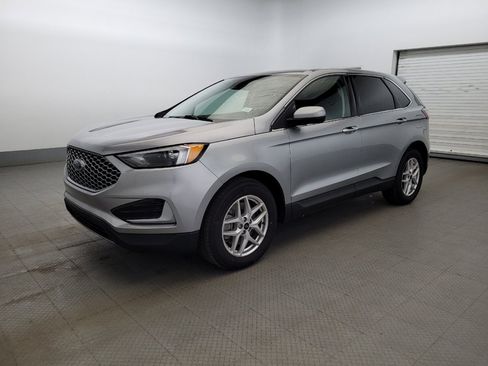 Used 2024 Ford Edge SEL AWD/4WD image 2