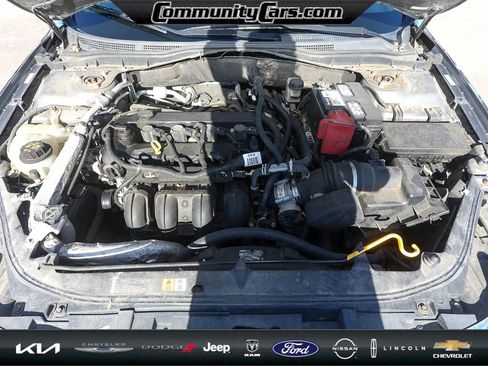 Used 2010 Ford Fusion SE image 19