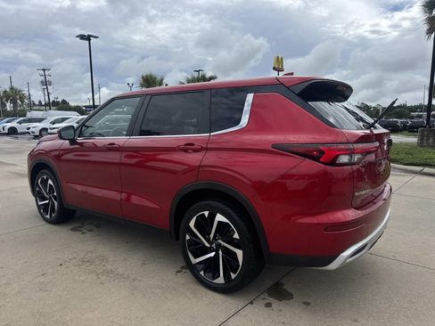Used 2024 Mitsubishi Outlander SE AWD/4WD image 5
