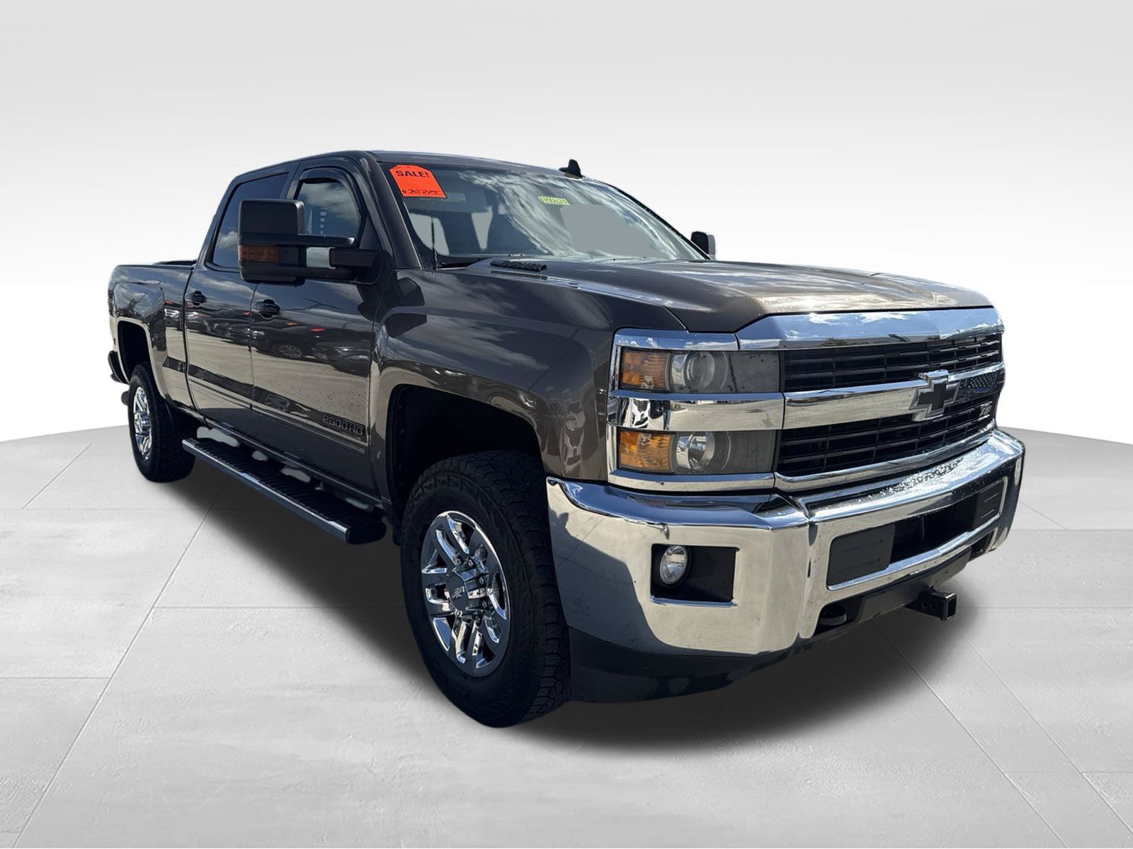 Used 2015 Chevrolet Silverado 2500 LT w/ LT Plus Package AWD/4WD image 3