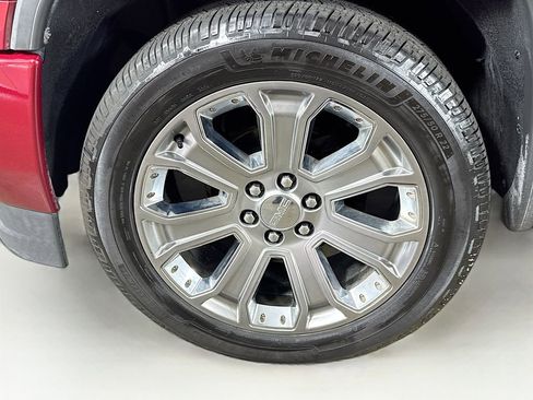 Used 2018 GMC Sierra 1500 Denali w/ Denali Ultimate Package AWD/4WD image 39