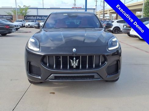 New 2025 Maserati Grecale GT image 4