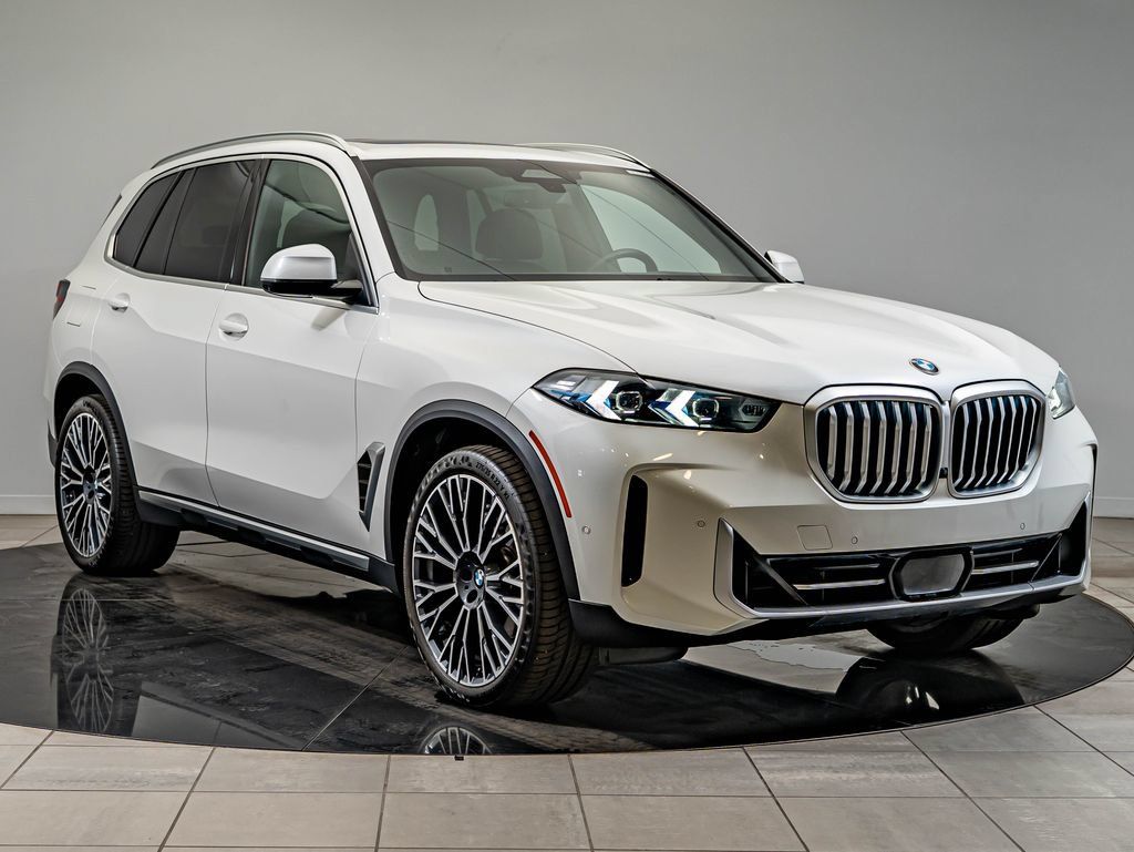Used 2024 BMW X5 xDrive40i w/ Premium Package AWD/4WD image 12