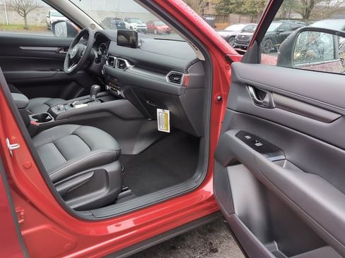 New 2025 MAZDA CX-5 AWD 2.5 S w/ Select Package image 6