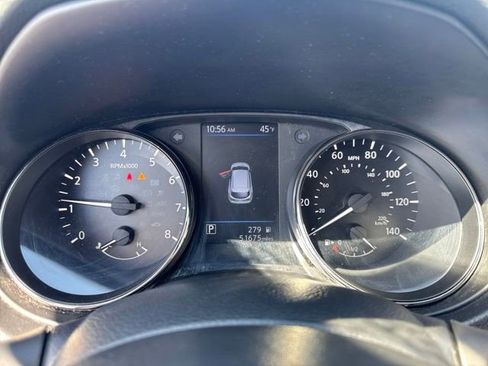 Used 2021 Nissan Rogue Sport SV w/ Technology Package AWD/4WD image 15