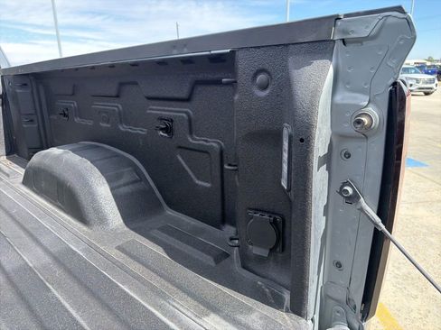 Used 2024 GMC Sierra 3500 Denali Ultimate w/ LPO, GMC Protection Package AWD/4WD image 9