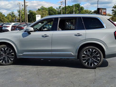 New 2026 Volvo XC90 B6 Plus image 5