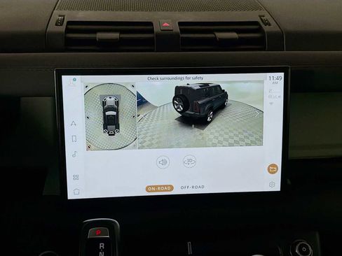 Used 2022 Land Rover Defender 110 S AWD/4WD image 17