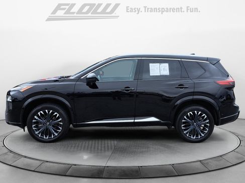Used 2025 Nissan Rogue Platinum FWD image 5