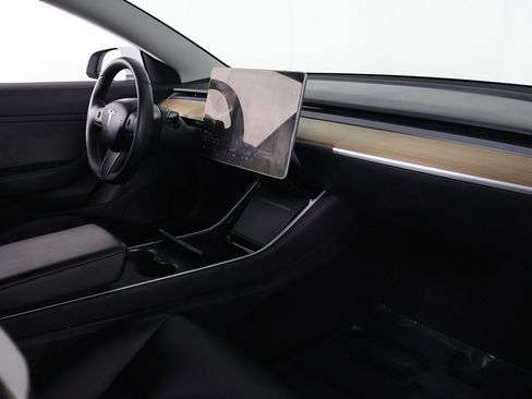 Used 2020 Tesla Model 3 Performance image 26