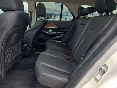 Used 2021 Mercedes-Benz GLE 350 4MATIC image 12