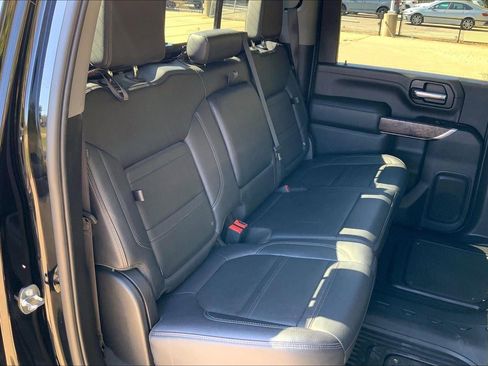 Used 2023 GMC Sierra 3500 Denali w/ Denali Ultimate Package image 21