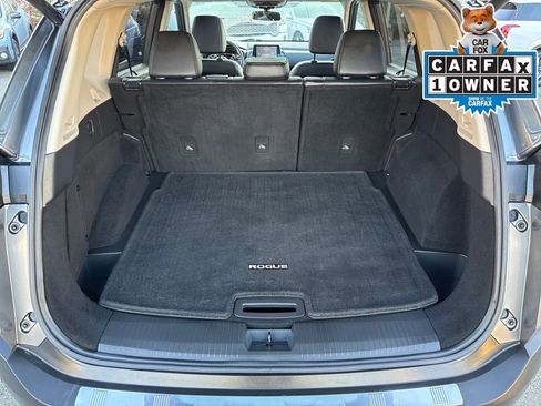 Used 2021 Nissan Rogue SV w/ Premium Package image 27