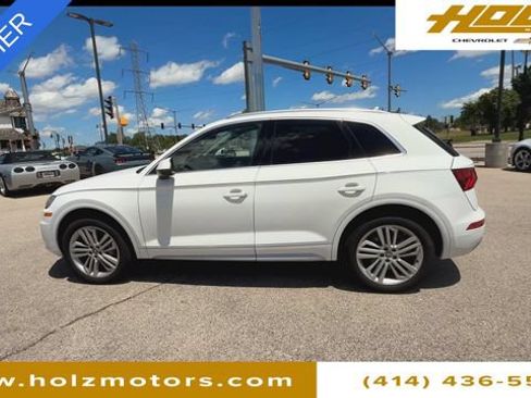 Used 2018 Audi Q5 2.0T Premium Plus w/ Premium Plus Package AWD/4WD image 6