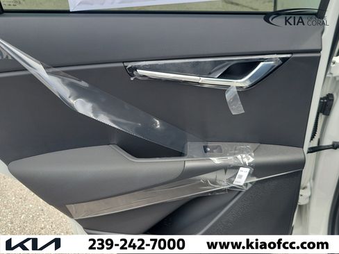 New 2026 Kia Niro EX w/ EX Premium Package FWD image 14