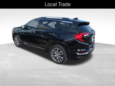 Used 2023 GMC Terrain Denali w/ Denali Premium Package AWD/4WD image 8