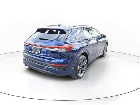 Certified 2024 Audi Q4 e-tron Premium Plus image 4