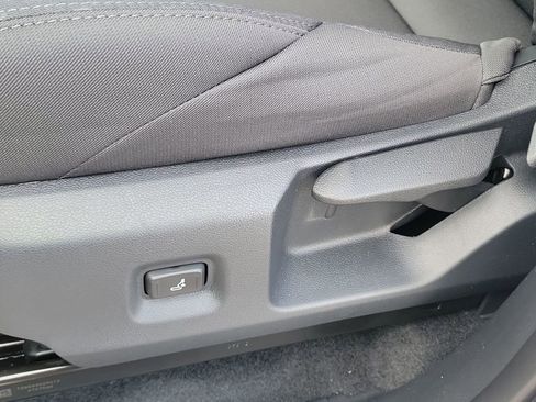 New 2026 Toyota Tacoma SR AWD/4WD image 22