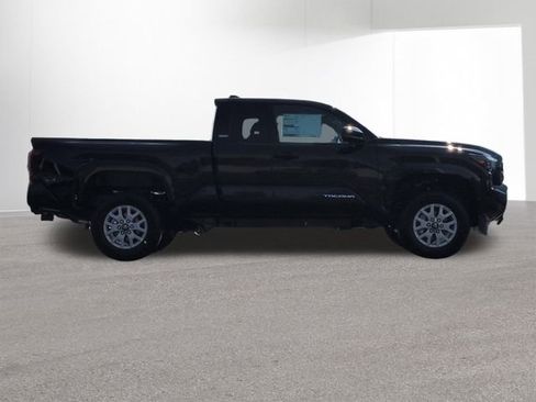 New 2026 Toyota Tacoma SR5 RWD image 4