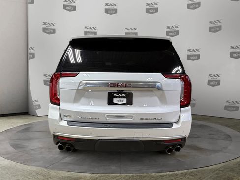 Used 2021 GMC Yukon Denali w/ Denali Premium Package image 4