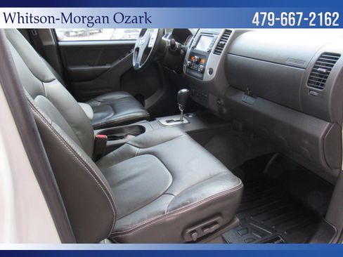 Used 2020 Nissan Frontier PRO-4X w/ Pro-4x Utility Package AWD/4WD image 25