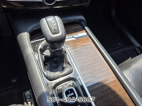 Used 2017 Volvo XC90 T6 Momentum w/ Vision Package AWD/4WD image 23