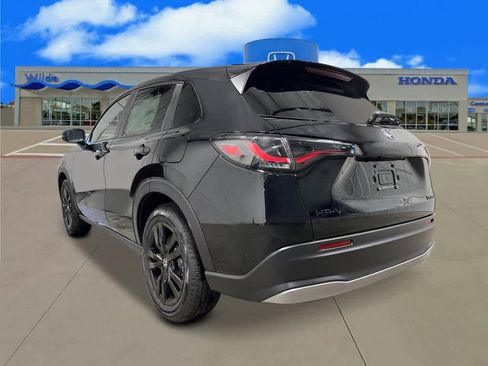 New 2026 Honda HR-V Sport image 3