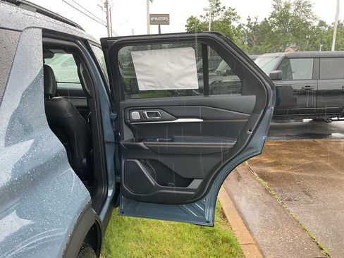 New 2026 Ford Explorer Tremor w/ Tremor Ultimate Package AWD/4WD image 22