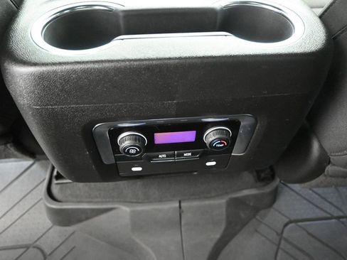 Used 2024 Chevrolet Tahoe LS RWD image 19