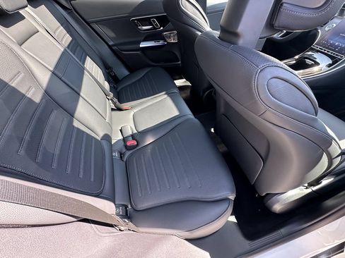 New 2026 Mercedes-Benz GLC 300 image 18