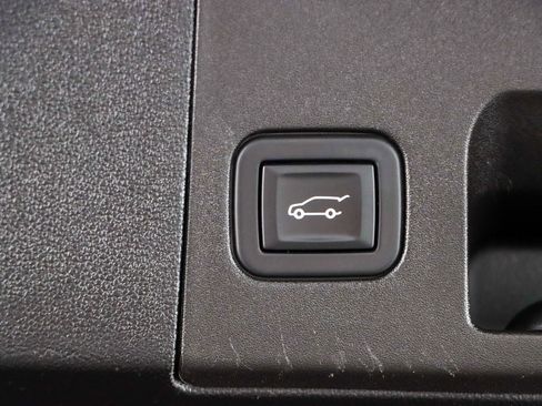 Used 2024 Cadillac XT5 Premium Luxury image 31