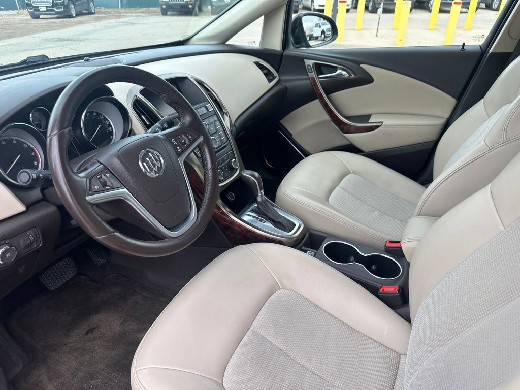 Certified 2013 Buick Verano Convenience FWD image 14