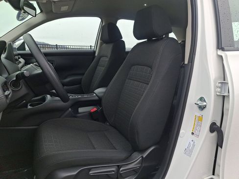 Used 2024 Honda HR-V LX image 13