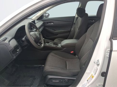 Used 2025 Honda Accord SE image 21