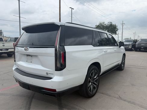 Used 2023 Cadillac Escalade ESV Sport w/ Touring Package AWD/4WD image 3