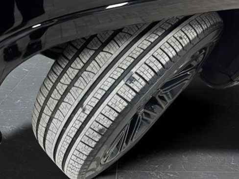 Used 2024 Jeep Wagoneer L Series II w/ Convenience Group I image 31