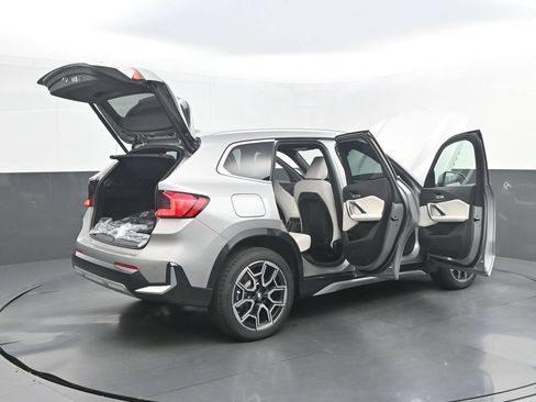 New 2026 BMW X1 xDrive28i w/ Technology Package AWD/4WD image 42