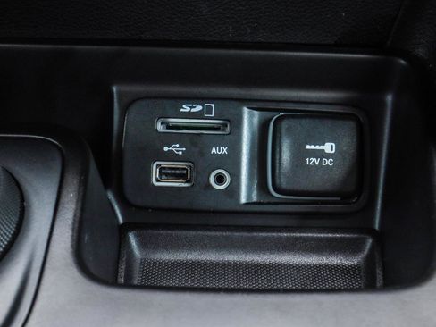 Used 2018 Jeep Cherokee Trailhawk w/ Quick Order Package 27L AWD/4WD image 12