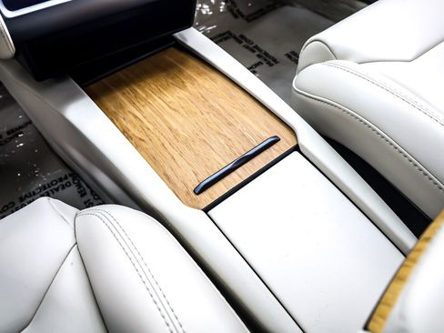 Used 2019 Tesla Model S Long Range image 6