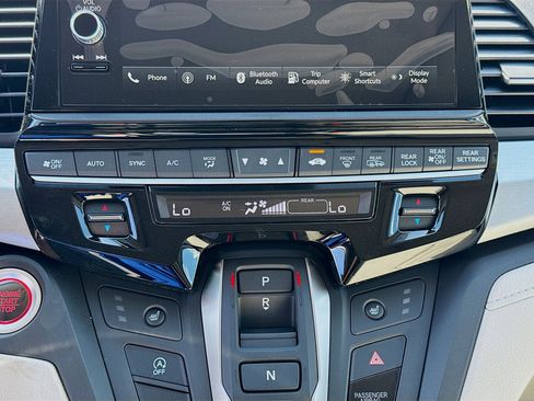 New 2026 Honda Odyssey EX-L image 14