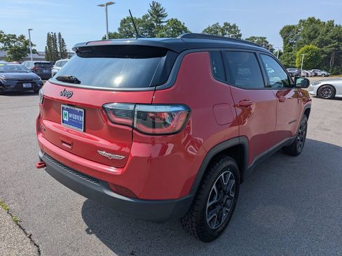 Used 2019 Jeep Compass Trailhawk w/ Leather Interior Group AWD/4WD image 5