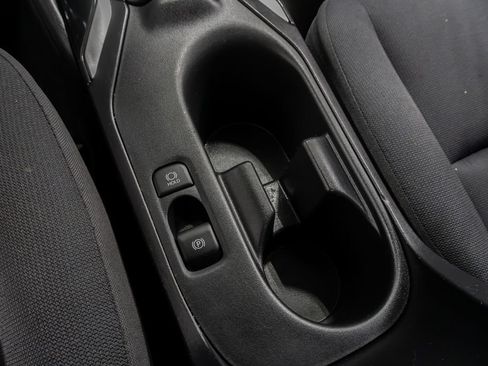 Used 2025 Toyota Corolla LE FWD image 20