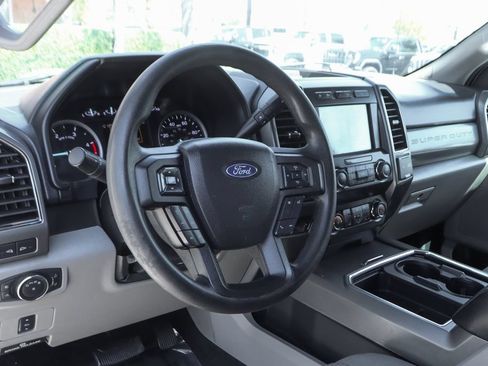 Used 2019 Ford F450 XLT w/ XLT Premium Package AWD/4WD image 19